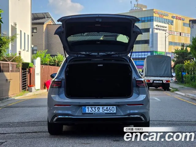 Volkswagen Golf Sportsvan 2026 thumb 8