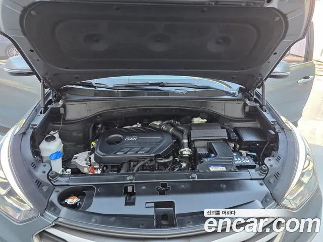 Hyundai Santa Fe 2017 thumb 6