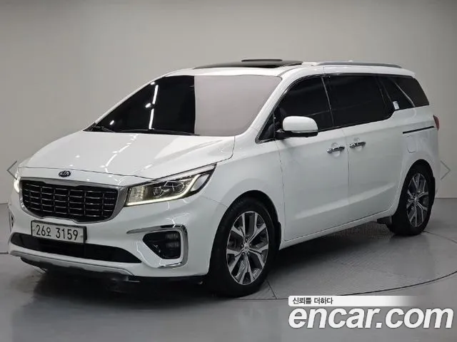 Kia Carnival 2018 thumb 2
