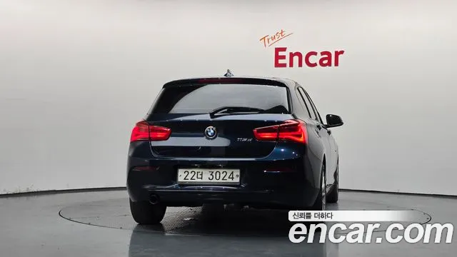 BMW 1-Series 2015 thumb 4
