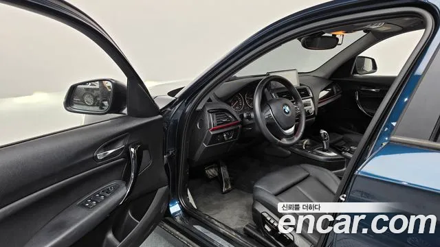 BMW 1-Series 2015 thumb 10