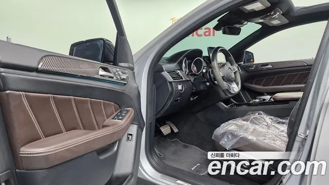 Mercedes-Benz GLE 2019 thumb 10