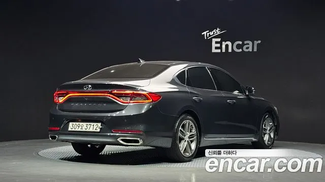 Hyundai Grandeur 2017 thumb 2