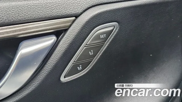 Hyundai Grandeur 2017 thumb 12