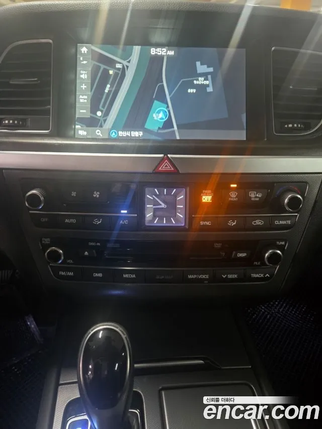 Hyundai Genesis 2015 thumb 9