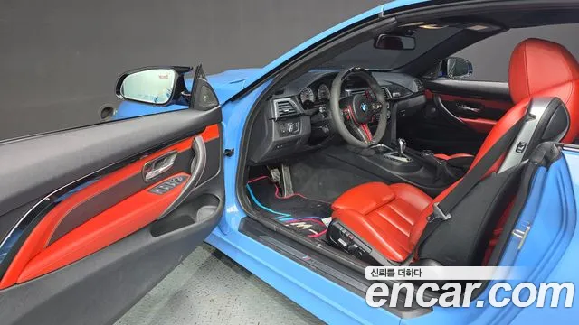 BMW M4 2018 thumb 10