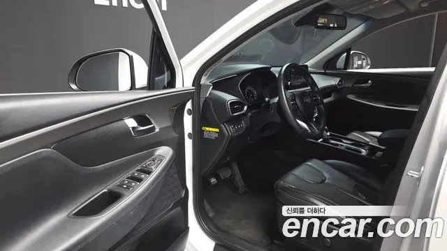 Hyundai Santa Fe 2019 thumb 9