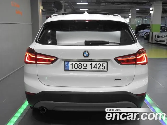 BMW X1 2016 thumb 4