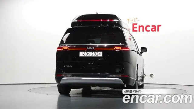 Kia Carnival 2022 thumb 3