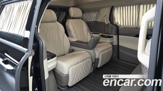 Kia Carnival 2022 thumb 11