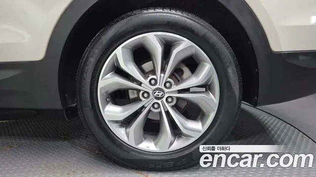 Hyundai Santa Fe 2012 thumb 5