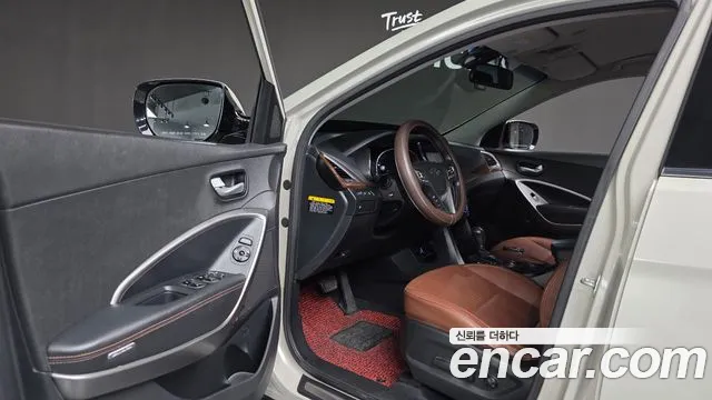 Hyundai Santa Fe 2012 thumb 10