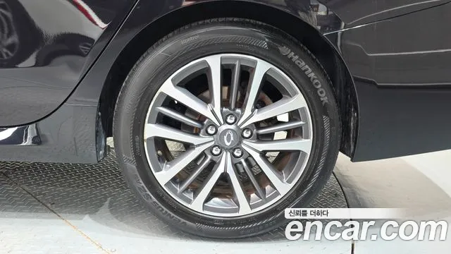 Renault-KoreaSamsung Latitude 2018 thumb 5