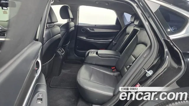 Hyundai Grandeur 2018 thumb 11