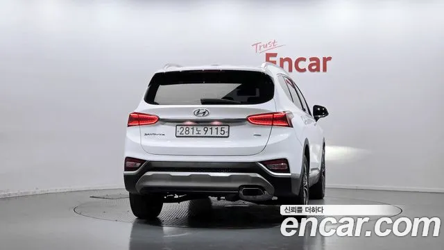 Hyundai Santa Fe 2020 thumb 4