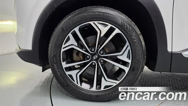 Hyundai Santa Fe 2020 thumb 5