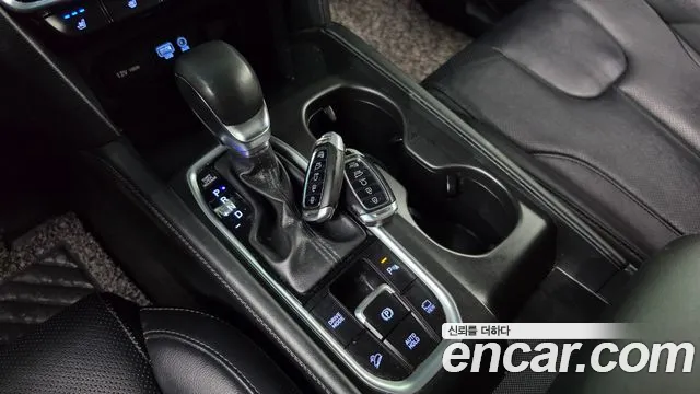 Hyundai Santa Fe 2020 thumb 9