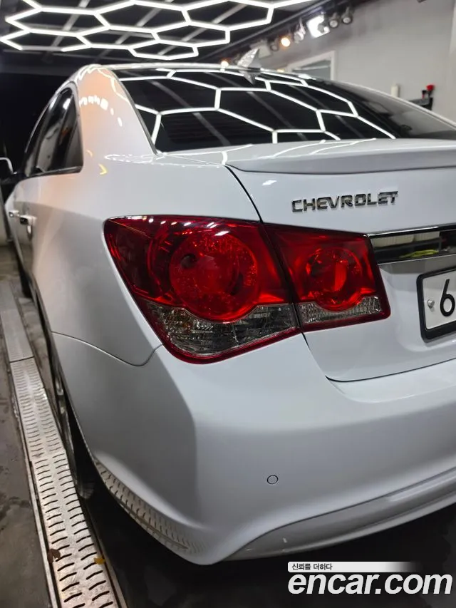 ChevroletGMDaewoo Cruze 2013 thumb 4
