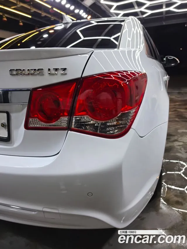 ChevroletGMDaewoo Cruze 2013 thumb 6