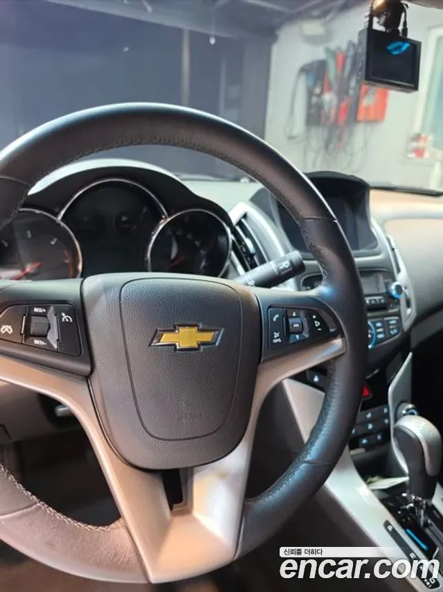 ChevroletGMDaewoo Cruze 2013 thumb 12