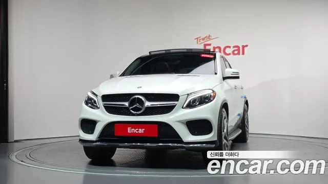 Mercedes-Benz GLE 2017 thumb 2
