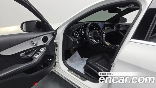 Mercedes-Benz C-Класс 2018 thumb 9