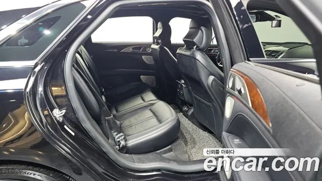 Lincoln MKZ 2019 thumb 11