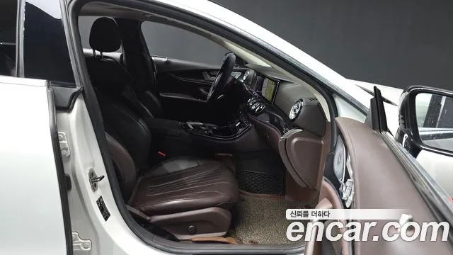 Mercedes-Benz CLS-Class 2018 thumb 11
