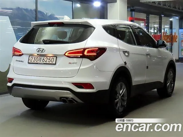 Hyundai Santa Fe 2016 thumb 4