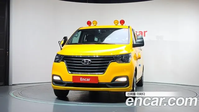 Hyundai Starex 2018 thumb 3