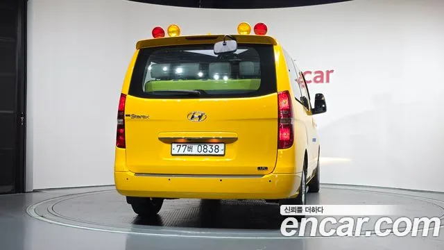 Hyundai Starex 2018 thumb 4