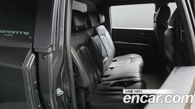 KG_Mobility_Ssangyong Rexton 2019 thumb 11