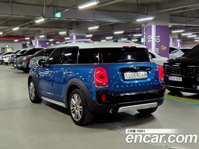 MINI Countryman 2019 thumb 4
