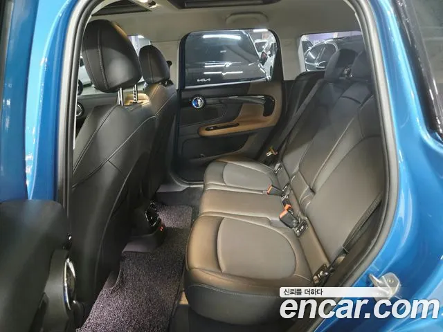 MINI Countryman 2019 thumb 8
