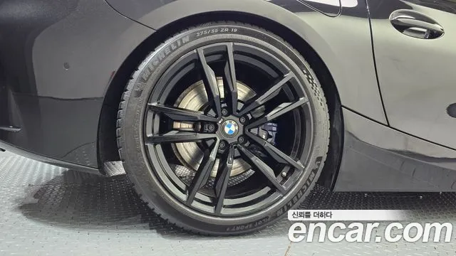 BMW Z4 2021 thumb 5