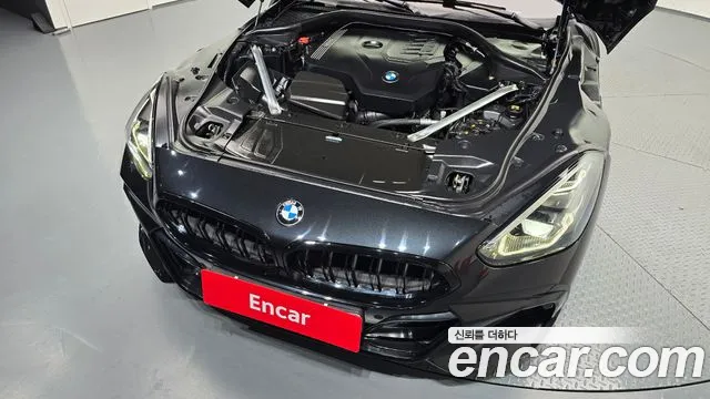 BMW Z4 2021 thumb 6