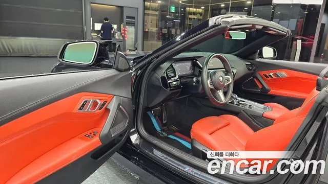 BMW Z4 2021 thumb 10