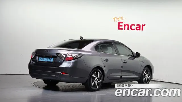 Renault-KoreaSamsung Fluence 2019 thumb 2