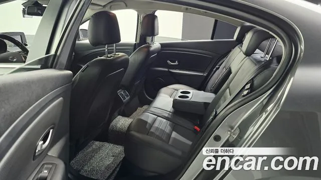 Renault-KoreaSamsung Fluence 2019 thumb 11