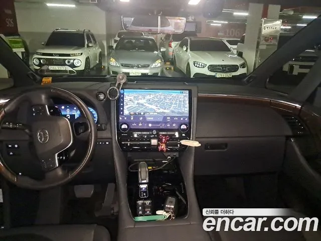 Toyota Alphard 2025 thumb 7