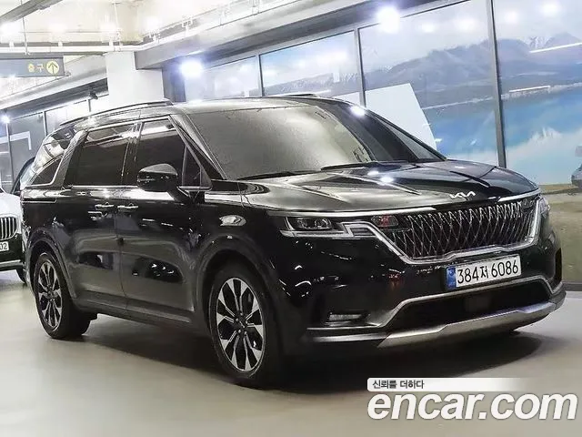 Kia Carnival 2023 thumb 11