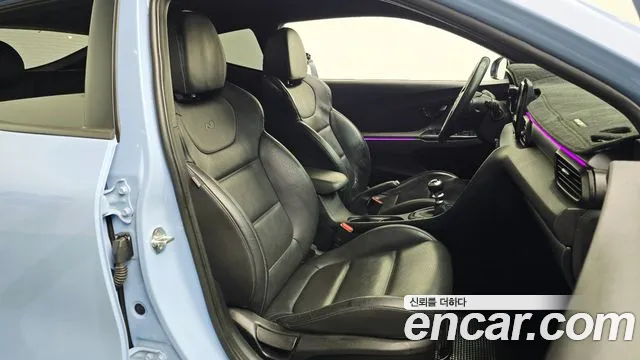 Hyundai Veloster 2018 thumb 12