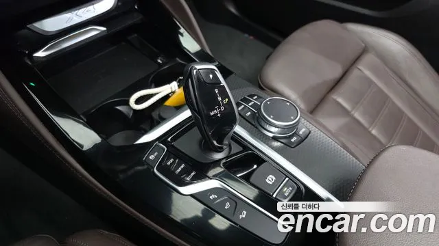 BMW X4 2020 thumb 8