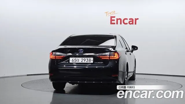 Lexus ES 2018 thumb 3