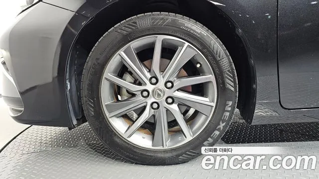 Lexus ES 2018 thumb 4