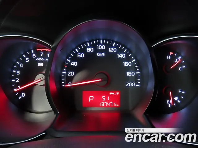 Kia Morning 2015 thumb 10