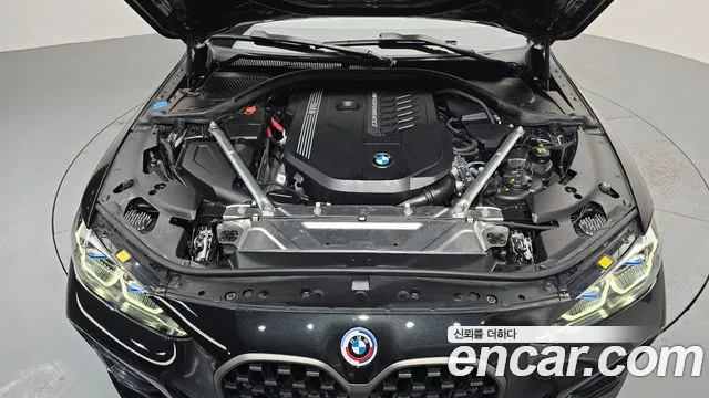 BMW 4-Series 2021 thumb 6