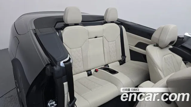 BMW 4-Series 2021 thumb 11