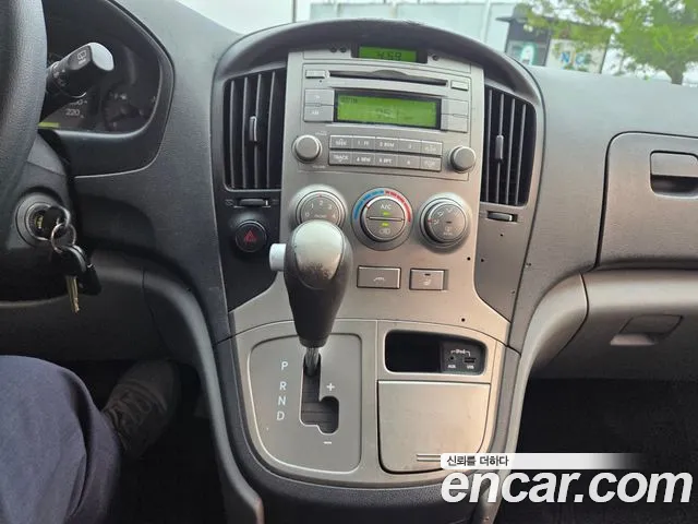Hyundai Starex 2010 thumb 9
