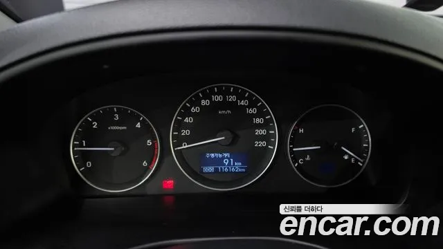 Hyundai Starex 2020 thumb 8